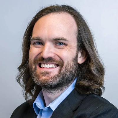 Headshot, Eric Sembrat